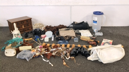 Box of Knick Knacks