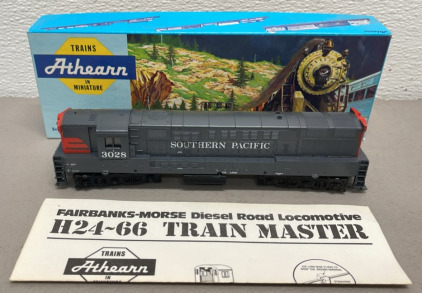 Athearn H24-66 Southern Pacific #3028 Fairbanks-Morse Diesel Road Locomotive Electric Train