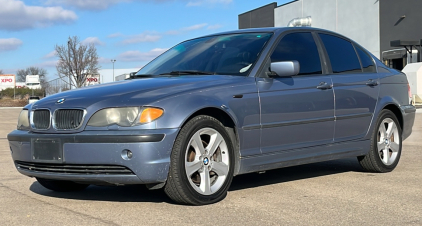 2004 BMW 325XI - HARMON KARDON STEREO!