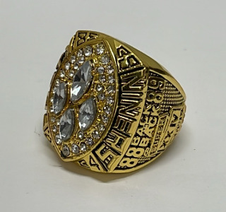 1988-1989 Back To Back San Francisco 49er&rsquo;s &ldquo;Joe Montana&rdquo; Super Bowl XXIV World Champions NFL Super Bowl Ring Size 11
