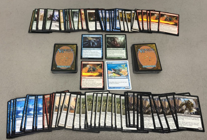(200+) Unsorted &ldquo;Magic The Gathering&rdquo; Cards