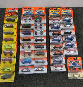 (40) Vintage Matchbox Cars