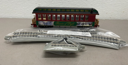Hawthorn Village &ldquo;Painter Of Light Parlor Car&rdquo; Electric Train And Track W/ C.O.A.