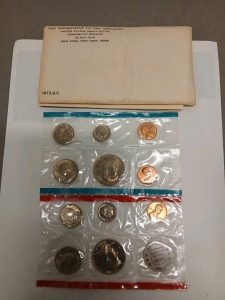 1972 Uncirculated Mint Coin Sets.