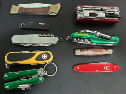 (7) Assorted Pocket Knives