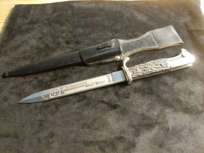 Kar98k Dress Bayonet "Leibstandarte Adolf Hitler, Meinem treuen Kampfer 25.12.39" and Frog Scabbard
