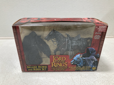 Lord Of The Rings Fellowship Of The Ring Ringwraith Deluxe Horse & Rider Set