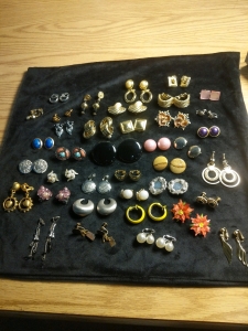 35) Pairs Clip-on Earrings!
