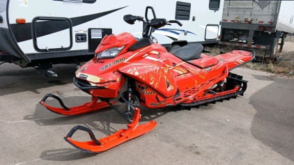 2018 SKI DOO SUMMIT - CREDIT UNION CONSIGNMENT!!