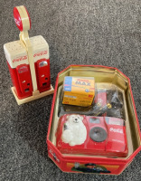 Coca-Cola Salt/Peper Shakers & Coca-Cola Camera Set