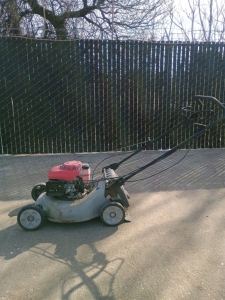 (1) Honda Quadra Cut System Push Mower