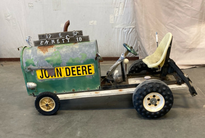 John Deere Mailbox