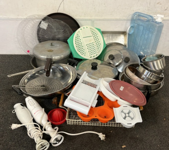 Kitchen Pans & Other Various Kitchen Items, Storage Drum