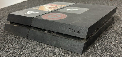 Sony PlayStation 4