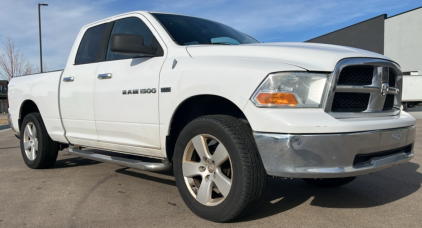 2012 RAM 1500 - 4X4!