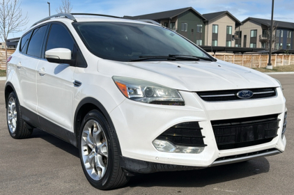 2015 FORD ESCAPE - BLUETOOTH!