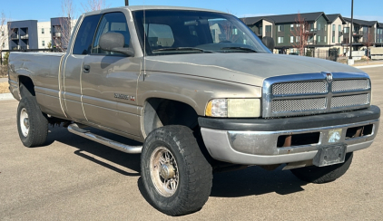 2002 DODGE RAM 2500 - 4X4!