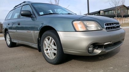 2000 SUBARU OUTBACK - AWD!