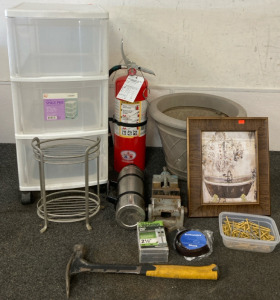 Mini Storage Compartment, Waterbottle, Hammer & More!