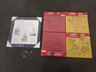 Picture frame and Coloring Kits