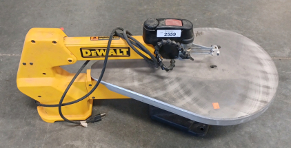 DeWalt DW788 20" Scroll Saw