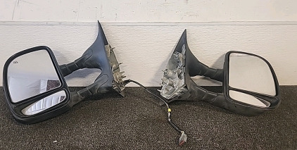 Ford Mirror Set For F250-350.. Years 2003-2007..