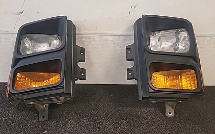 Ford Pickup Headlights.. for 2003-2007 F250-F350