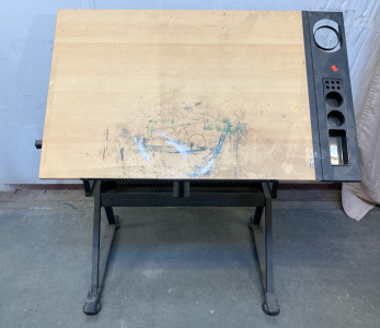 Art Desk