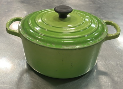 Green 22 Le Creuset