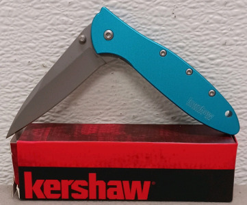 (1) Kershaw Folding Knife - SpeedSafe USA - Very Sharp!