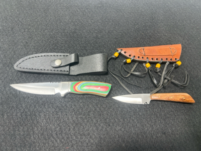 (1) Patch Knife (1) Wild Deer Hunter Knife