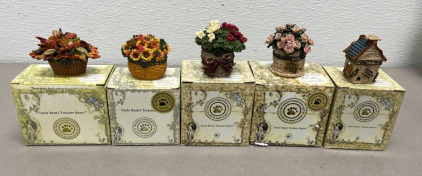 (5) The Boyd&rsquo;s, Uncle Beans, Collectibles Small Resin Treasure Boxes