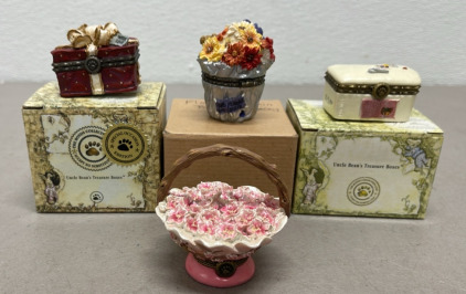 (4) The Boyd&rsquo;s, Uncle Beans, Collectibles Small Resin Treasure Boxes