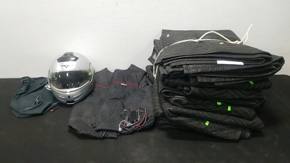 CAN FMVSS 218 DOT Silver Helmet, Chilli Vest, (10) Movers Blankets
