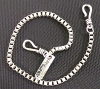 7½" Silver Toned Box Chain Link Bracelet - 2