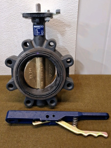 (1) NIBCO 4" Lug Style Butterfly Valve