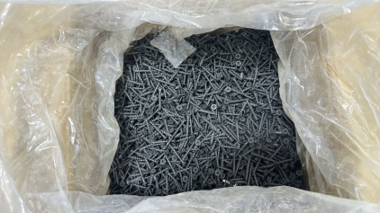 (8000) Box of Pro-Twist Drywall Screws (More Info in Photos)