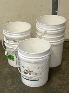 (5) 5-Gallon Buckets