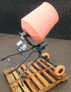 (1) Kushlan Products Electric Cement Mixer<br/><br/>