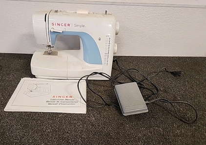 Singer Simple Sewing machine...