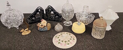 Vintage Crystal Candy Dishes .. Black Panther Book ends.. Little Mouse Coverd Dish.. and More..