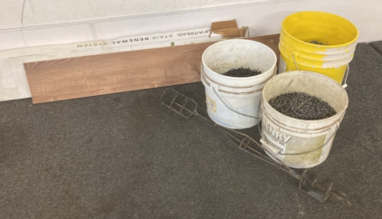 Riser 47&rdquo; Burnt Oak / Auburn Wood, 3 Buckets Of Nails / Screws