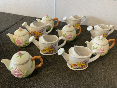 Teleflora Teapot pink roses Teapot