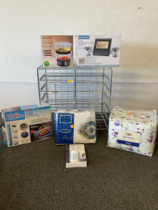 Metal rack, Chillow pillow, Design sheets, B&rsquo;Pods, color Security system, 2 tier Food steamer