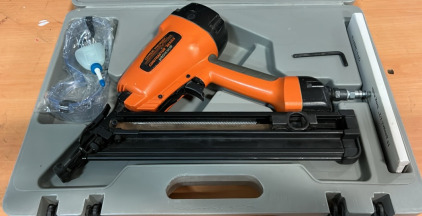 Central Pneumatic 15 Gauge 34 Degree Angled Finish Nailer