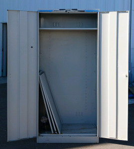 (1) Metal Storage Cabinet - 36"x18"x78"H - 5-Shelves