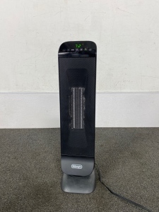 Delonghi Space Heater (Powers on)