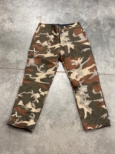 Cabelas Size 40 Camouflage Pants