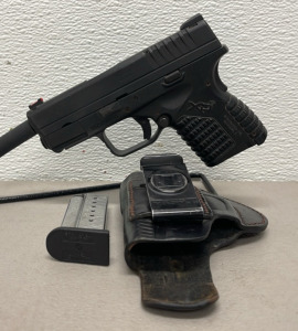 Springfield Armory XDS-9 Model 9mm Caliber, Semi Automatic Pistol W/ Tagua Leather Belt Holster