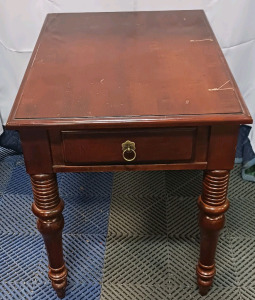 (1) Ethan Allen End Table